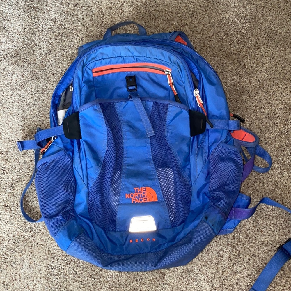 North face recon backpack